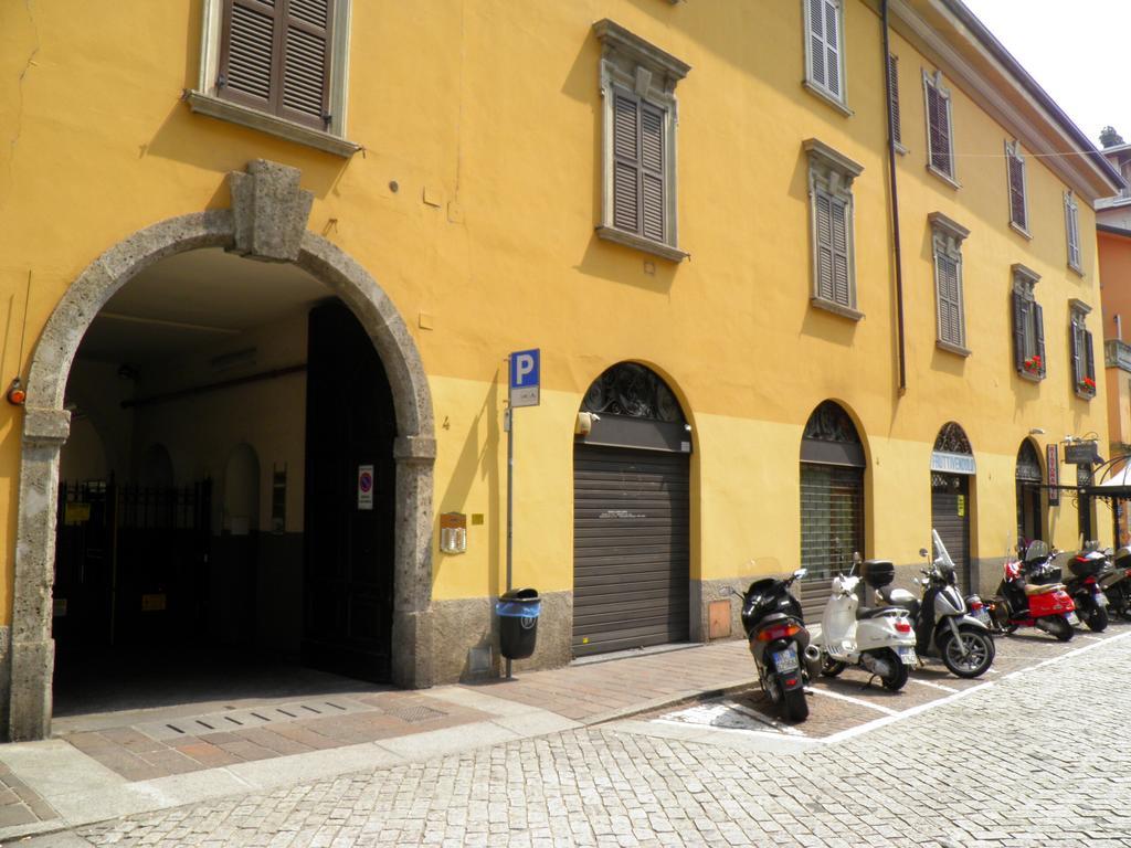 In Centro Charme Bed and Breakfast Bergamo Eksteriør billede