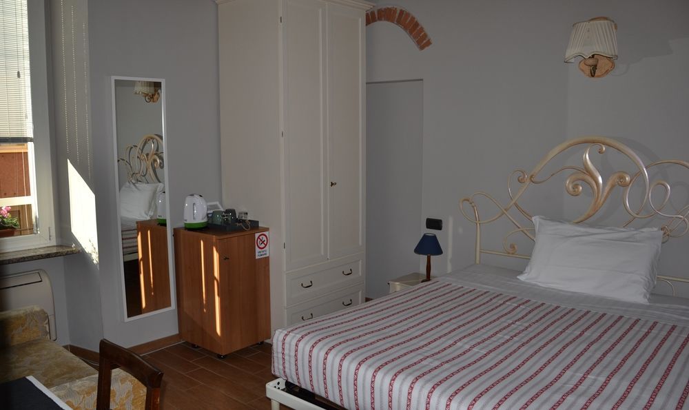 In Centro Charme Bed and Breakfast Bergamo Eksteriør billede