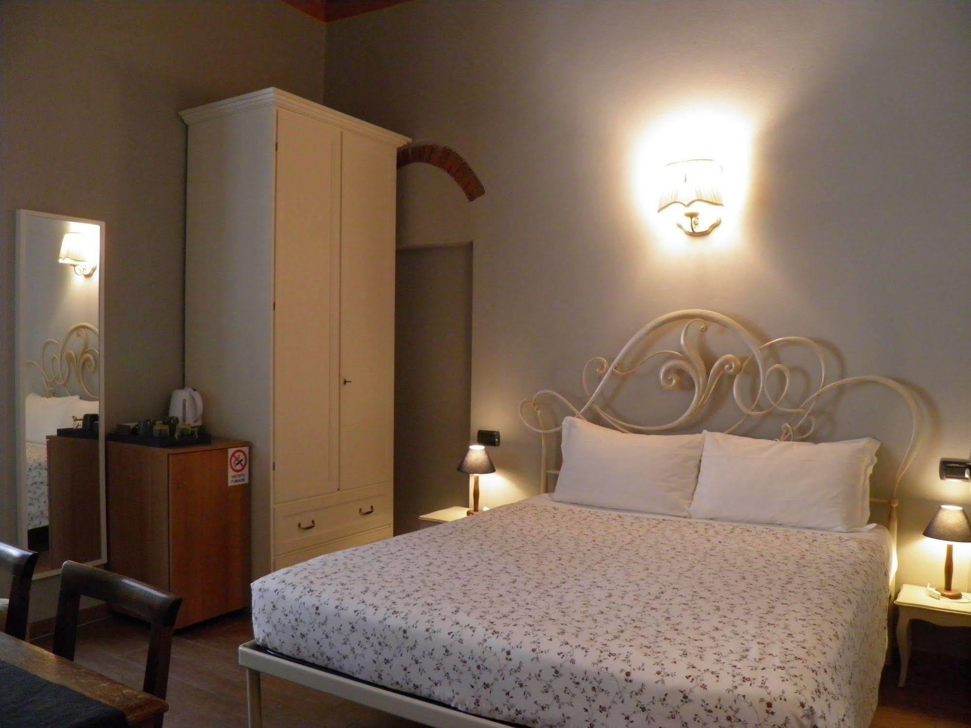 In Centro Charme Bed and Breakfast Bergamo Eksteriør billede