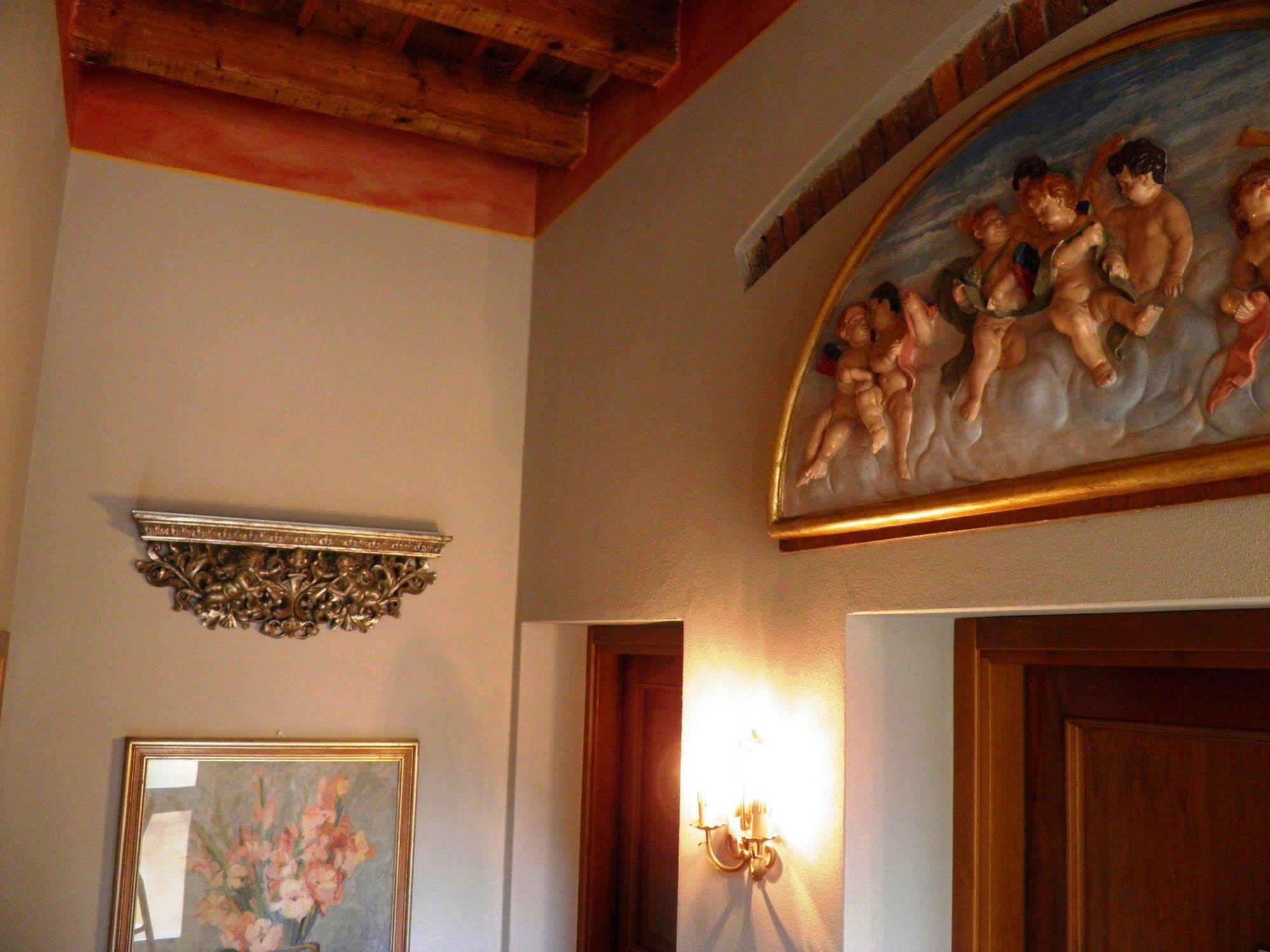 In Centro Charme Bed and Breakfast Bergamo Eksteriør billede